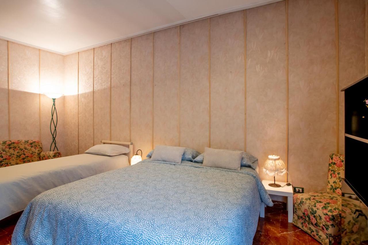 Barocco Room Wi-Fi Ragusa Bagian luar foto